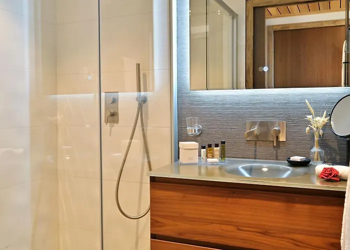 Le Week End Аяччо