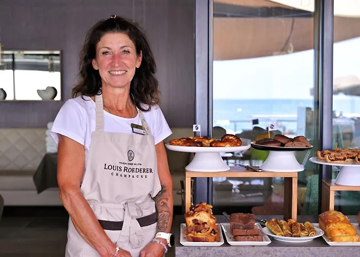 Le Week End Аяччо