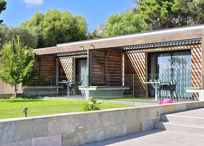 Le Week End מלון 4*